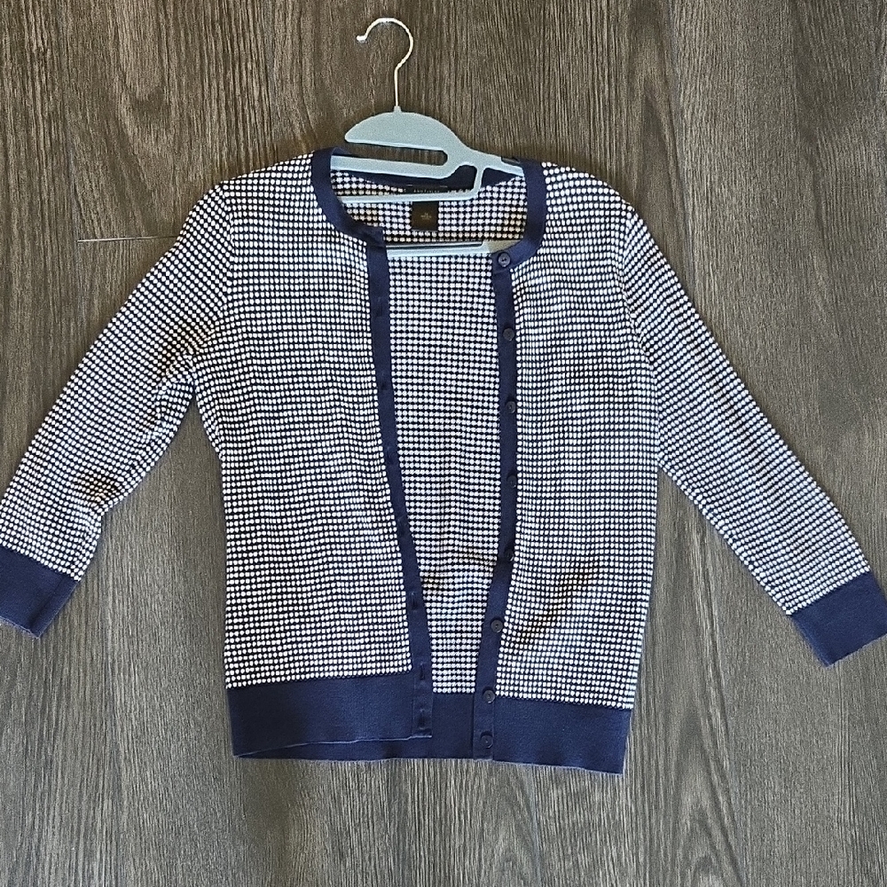 Ann Taylor Navy and Cream Knit Cardigan